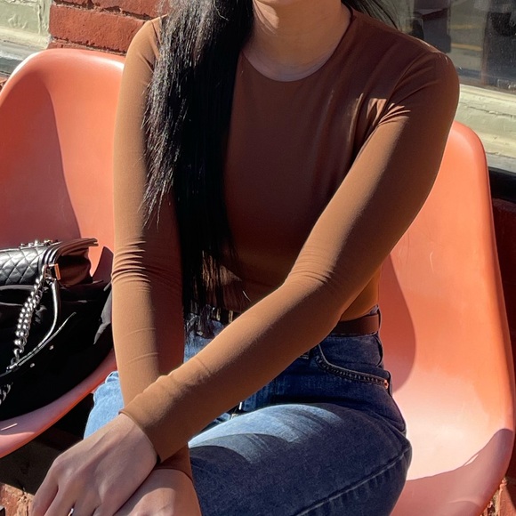 LONG SLEEVE POLYAMIDE BODYSUIT Toffee color in size small 🤎🧡🍁🍂 - Picture 2 of 9